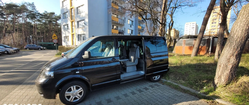 Volkswagen Multivan cena 38000 przebieg: 380000, rok produkcji 2005 z Świnoujście małe 37